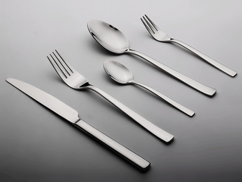 AMBITION PRATO 30 sztućce nierdzewne nowoczesne bez wzoru  zestaw dla 6 osób komplet 24 obiadowe 6 widelczyki do ciasta