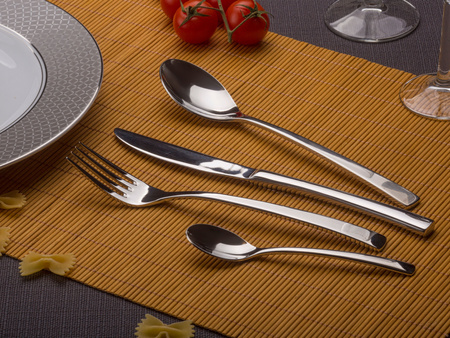 Amefa sztućce Aurora zestaw 77 sztuk sztućce dla 12 osób komplet w kasecie skrzyni drewnianej obiadowe nowoczesne na prezent