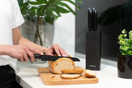 Vialli Design zestaw 5 noży kuchennych czarnych Caro ze stali nierdzewnej w czarnym bloku oraz rękawica kuchenna do piekarnika