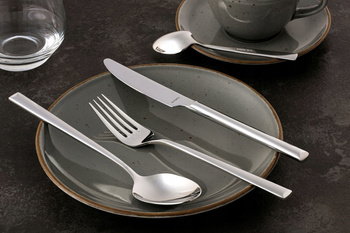 Sztućce Amefa Metropole zestaw 24 sztućce nierdzewne komplet na 6 osób nowoczesne eleganckie gładkie bez wzoru