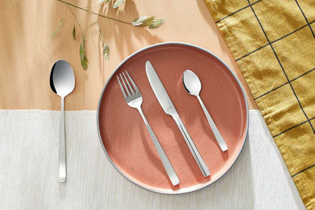 AMEFA MARTIN 4 sztućce nierdzewne zestaw na 1 OSOBĘ  eleganckie nowoczesne bez wzoru gastronomiczne do restauracji stal 18/10 